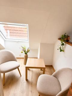Cozy Attic Loft with City & Ocean Views - 7
