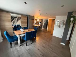 Luxury Home Stay With Privacy - 7