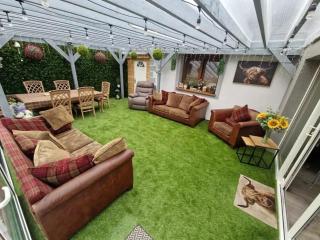 Luxury Home Stay With Privacy and Pet friendly - 6