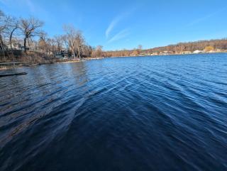 Dogs Stay Free! 3 Bedroom Lakefront House - 5