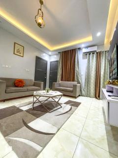 Three bedroom fully furnished shortlet apartment located in Allen Ikeja Lagos - 0
