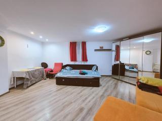 Central Value Studios 2 - 7