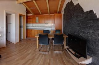 Apartments Larst - 9