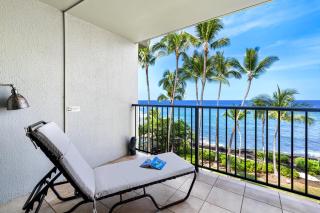 Kona By The Sea 302 - 1