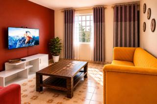 Stone Hut Kenya - Modern 2BR Stay with Fast Wi-Fi - 0