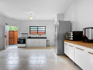 200m from the sea - 1 SuIte - Jacuzzi - BBQ Grill - 3