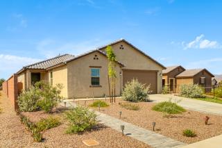 Extended-Stay Tucson Escape w/ Office & EV Charger - 9