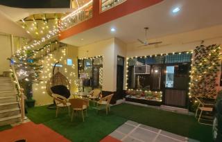 New Chandigarh Holiday Home - 8