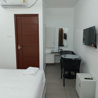 Hotel Eleven Space Kochi - 6