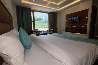 LA PALMA GRAND Run by NAVYA HOSPITALITY - 1