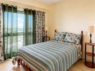 Scenic Three Bedroom Condo - 5