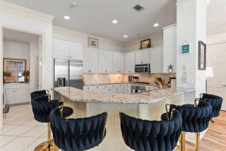 Walk to Beach Heated Pool, Hot Tub, Gym & Pickleball Prime Destin Location - 5