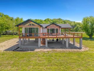 Elk View-Access Elk River-Rural Acreage-Huge Patio - 1