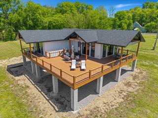 Elk View-Access Elk River-Rural Acreage-Huge Patio - 3