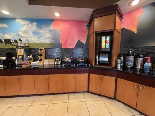 SureStay by Best Western Norman - 4