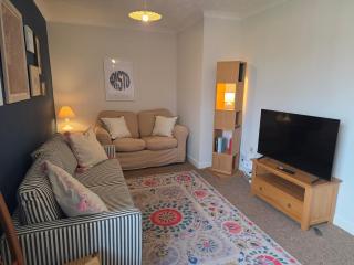 Tiffany Court by Cliftonvalley Apartments with Free Parking - 7