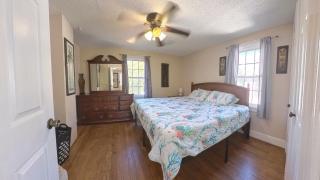 Dazzling Centrally Located Ocean View w 2 Kings, Huge Private Yard, 2 Decks, Firepit, BBQ - 2