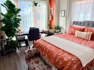 2 BR Verdant Urban Oasis in Castleberry Hill - 7