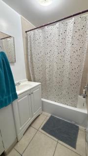 Private 1BR Close to Airport, Cruise Port and Brickell Nearby - 8