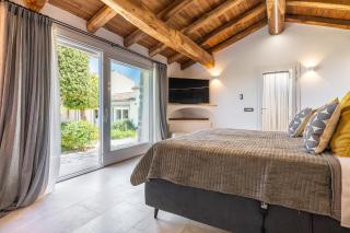 Golden Silence Retreat Luxury, privacy, and nature - 7