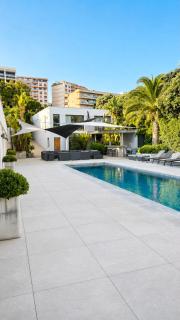 Villa bord de mer pieds dans l'eau - 0