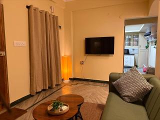 Pebble House-Cozy 2BHK flat near Manyata Airport Wi-Fi AC - 9