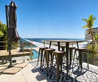 Villa bord de mer pieds dans l'eau - 4