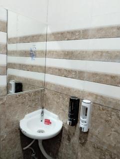 Elegant Inn Hotel - 6