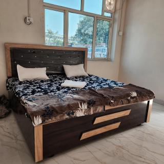 Shri om paradise inn - 1
