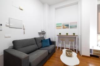 Holidays2Malaga Carreteria 97 Loft High Speed WIFI - 7