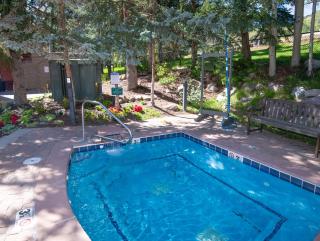 Vantage Point Condo 303 - 7