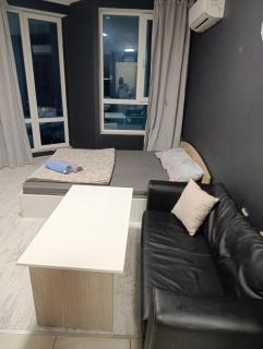 Studio Black Luxury Apartment - 8