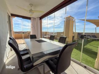 Spacious Penthouse - Large Sun Terraces - HYA01 - 9