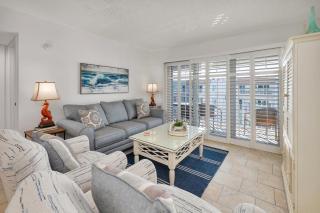 Beach Club 416 - 9
