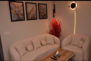 Cozy 2BHK Apartment - 8
