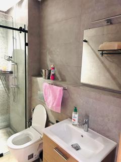 City center, desirable area, cozy apartment, with everything withing walking distance - 2
