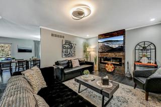 Spacious House with Hot Tub Game Room and Firepit - 6