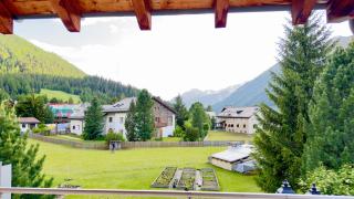 Alpine Home with Lounge - 10 min from St Moritz - 8