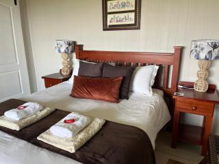 Motubane Guest Farm - 8