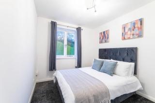 2BR Reading Stay - Ideal for Contractors - 6