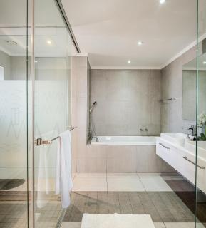 Sandton apartment, 2 bedroom - 2