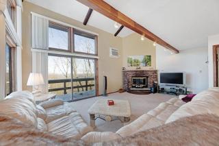 Mountain Retreat with Pool Sauna & Hot Tub - 2