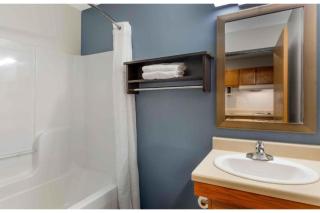Motel 6 Fort Myers FL - 6