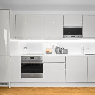 Stylish 2 Bed Apartment - Juliet Balcony - Netflix 706SW - 4