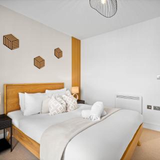 Stylish 2 Bed Apartment - Juliet Balcony - Netflix 706SW - 8