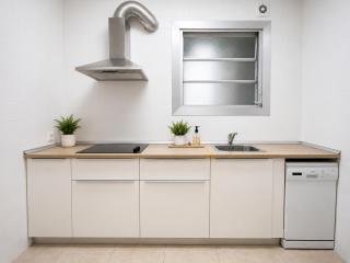 Stay Unique Apartment for 5 in Eixample Sagrada Família - 6
