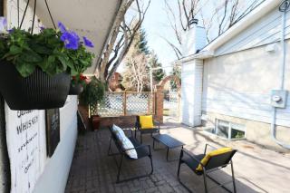 Banff 70 min 5 min UofC DT Shops Patio - 9