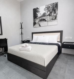 9-4 Private Houses - 5