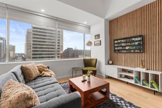 Presidential Skyline Suite , UG Parking, Gym - 5