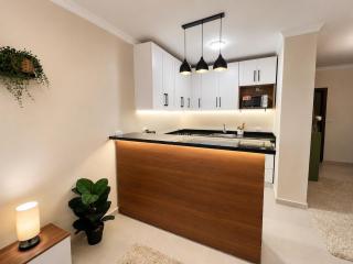 Cozy 1BR Apartment with GardenView - 9